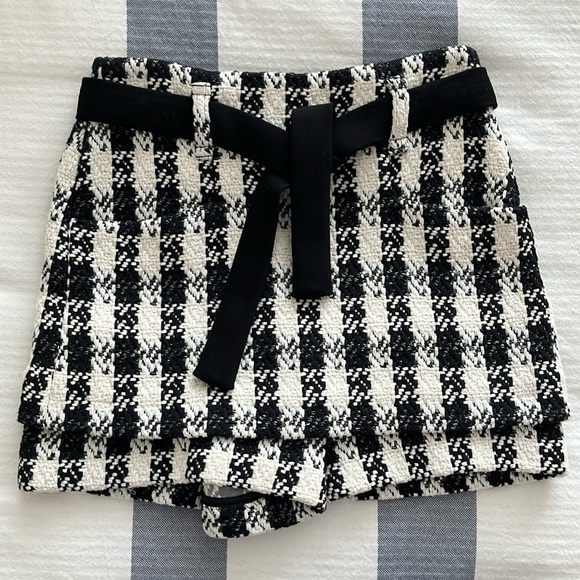 MAJE Skort NWOT Black & White Resembles Chanel Checkered Checked Tweed Skirt
